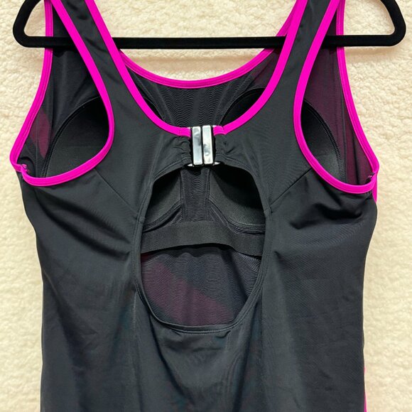 Size 18W - AVENUE - One Piece Swimsuit Bathing Suit NEW no tags - Picture 6 of 10